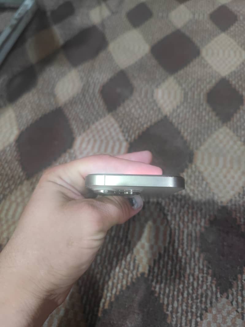 Apple iPhone 14 Pro 1