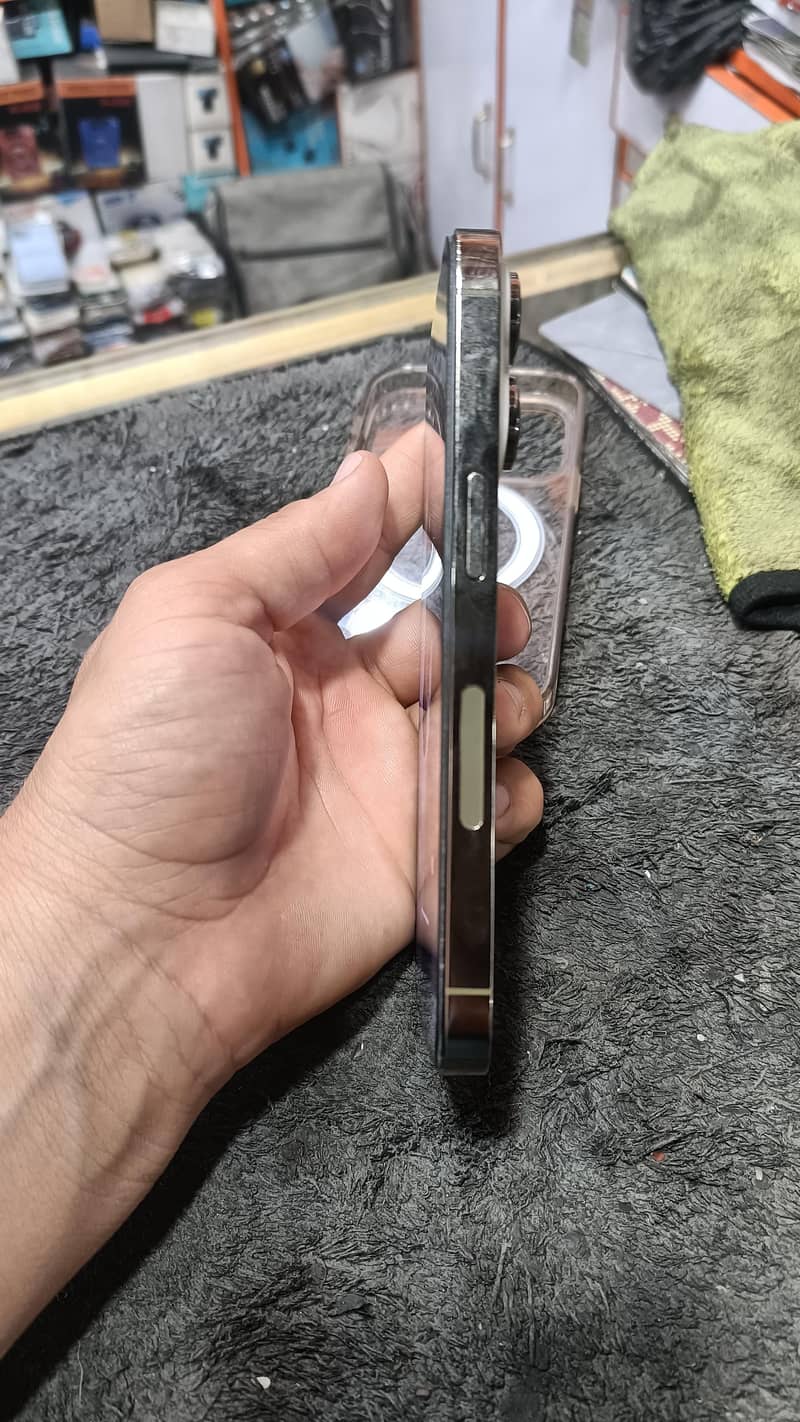 Apple iPhone 14 Pro 5