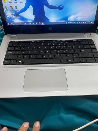 8GB RAM Laptop _Excellent condition _lightly used-Almost new