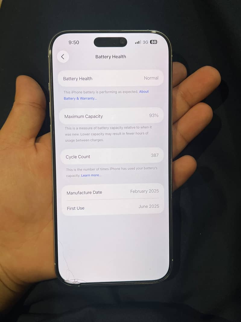 Apple iPhone 16 Pro Max 3