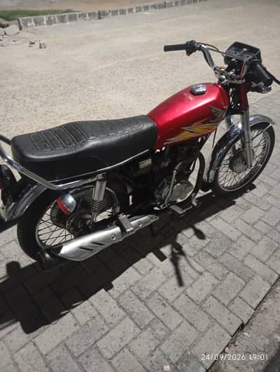 honda CG 125 for urgent sale