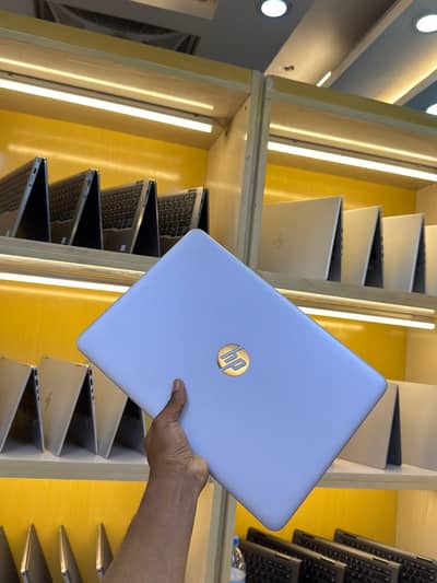 Hp EliteBook Core i7 7th Generation 8GB Ram / 256GB SSD