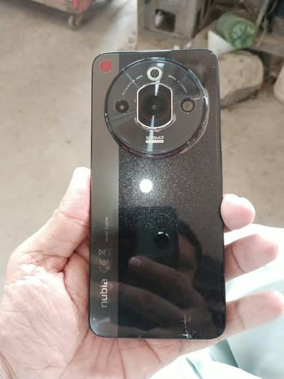 Nubia focus pro 5g