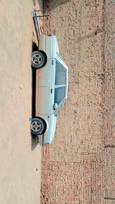 Nissan Sunny 1987