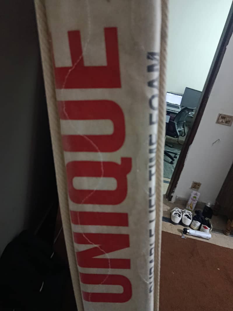 Unique Foam 3