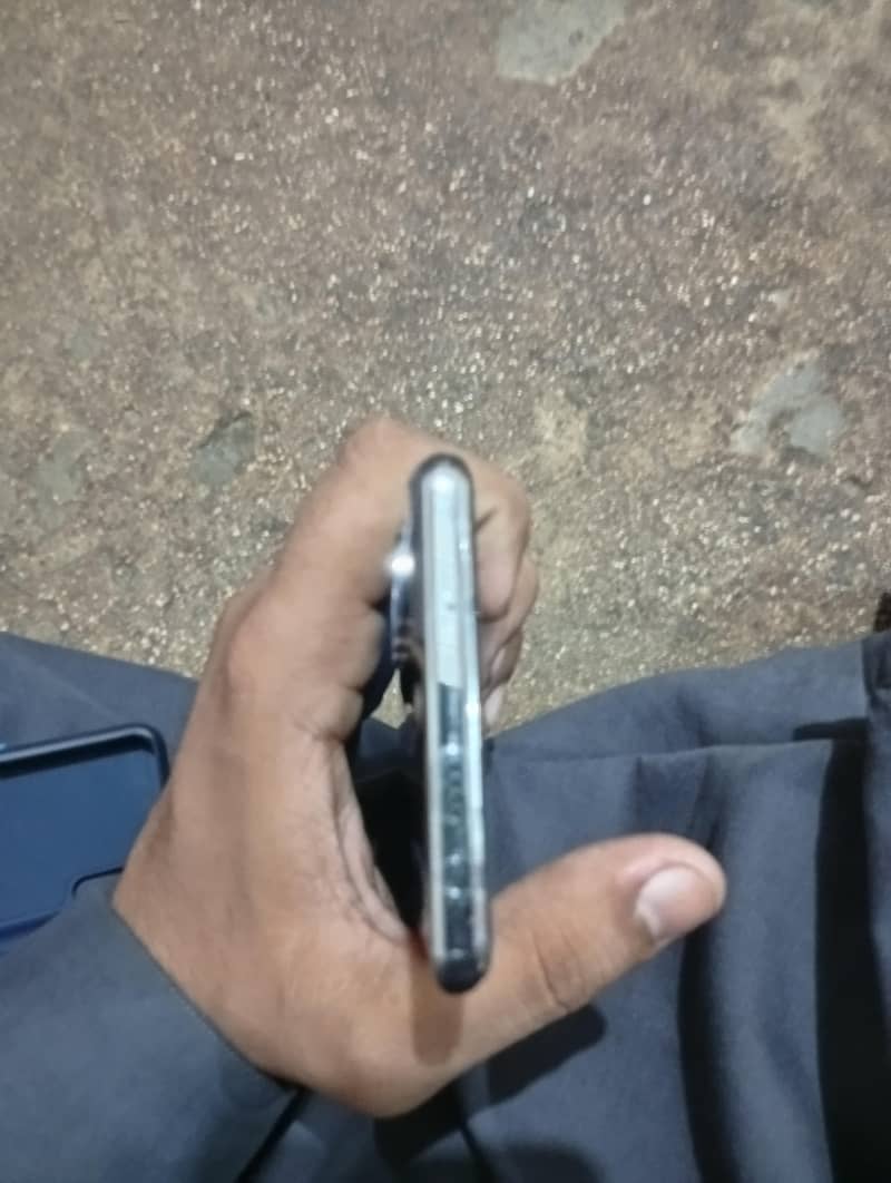 Tecno CAMON 40 Pro 1