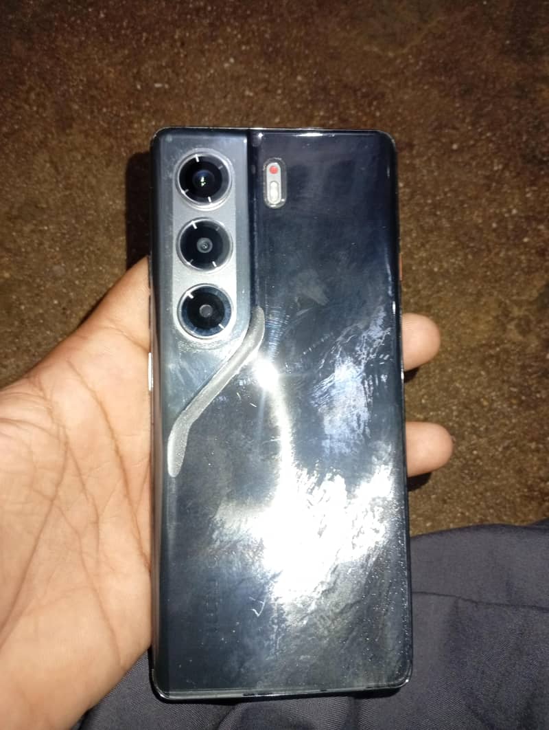 Tecno CAMON 40 Pro 3