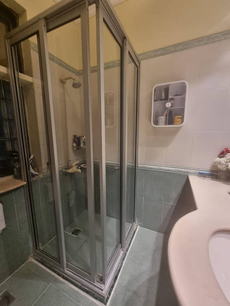 Shower Cabin 1
