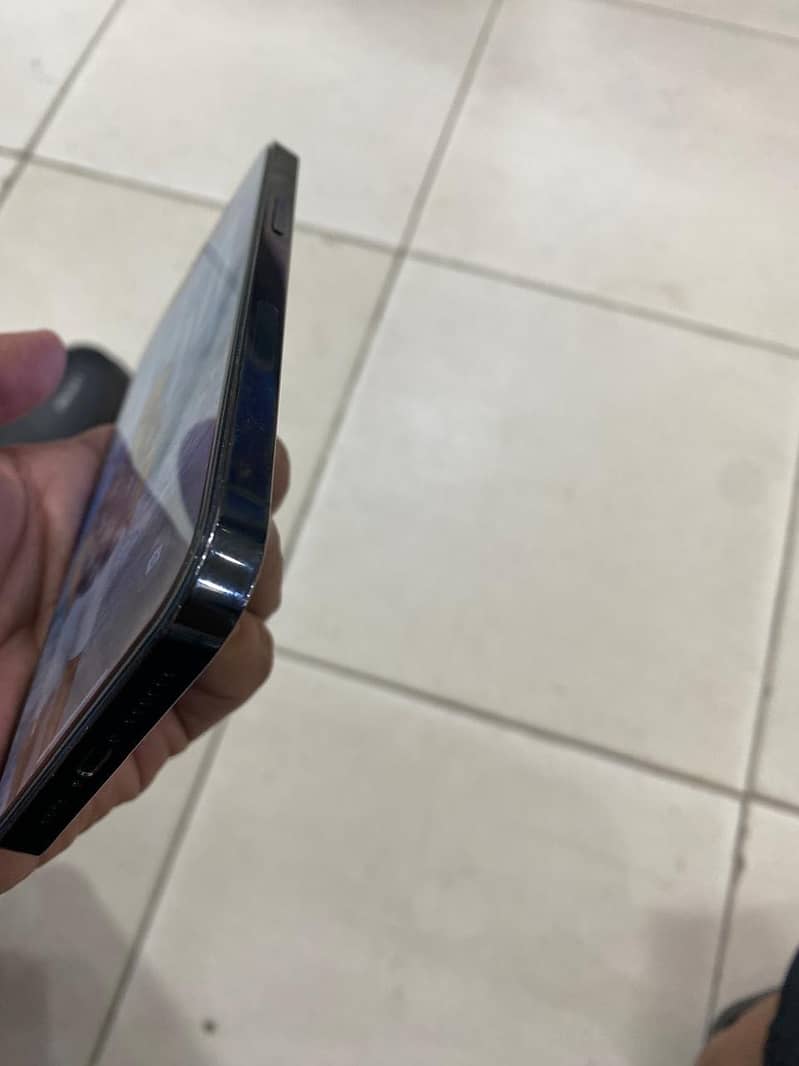 Apple iPhone 12 Pro Max 5