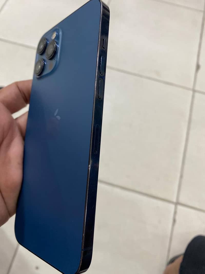 Apple iPhone 12 Pro Max 9