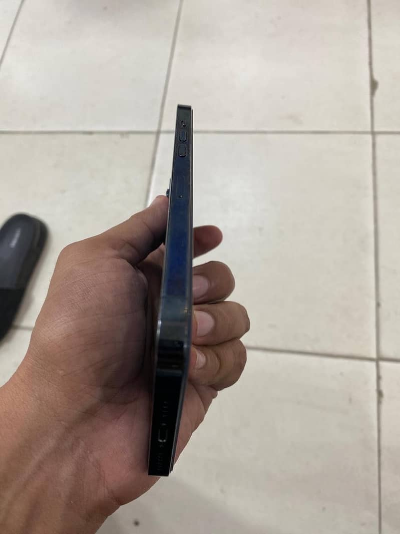Apple iPhone 12 Pro Max 10