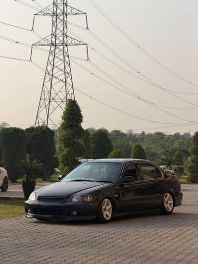 Honda Civic Oriel 2001