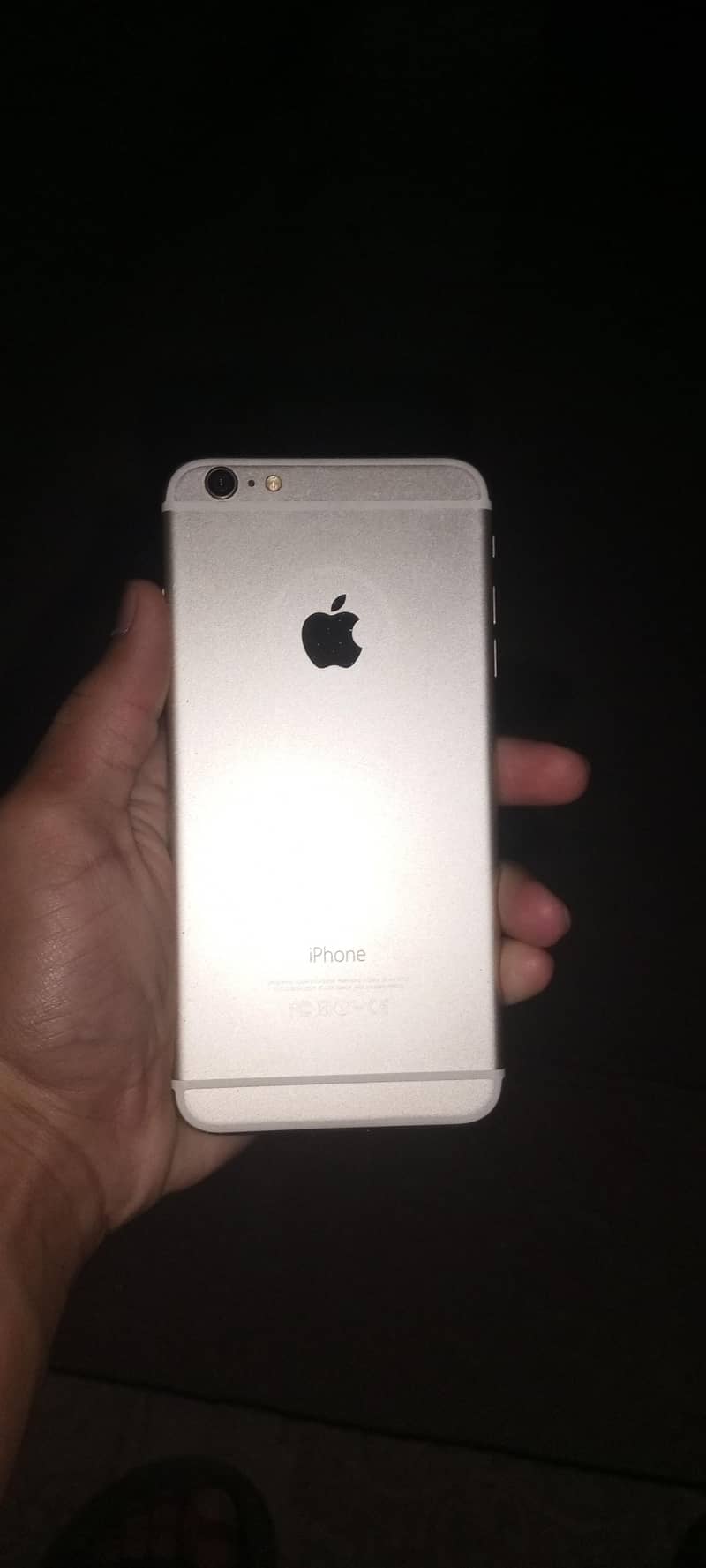 Apple iPhone 6 Plus 0