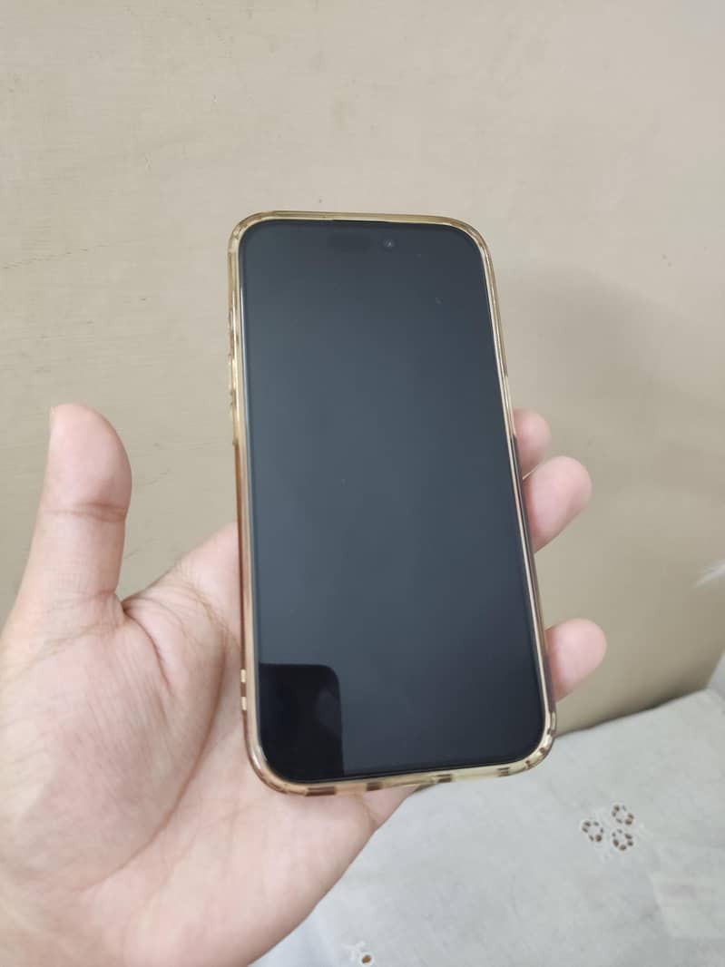 iPhone 15 PRO 1
