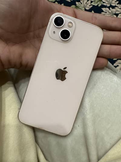 Apple iPhone 13