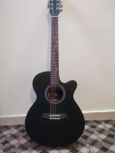 Acoustic Guitar for Sale in Johar (New Condition)