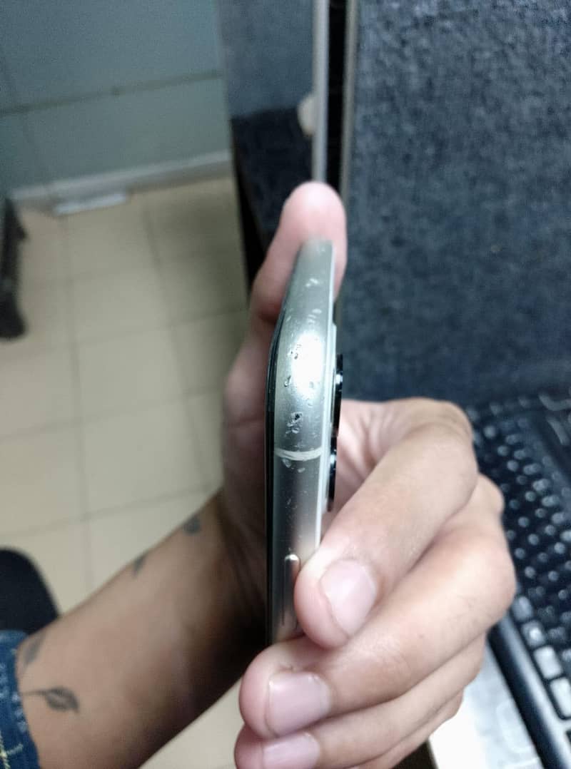 iphone 11 JV 4