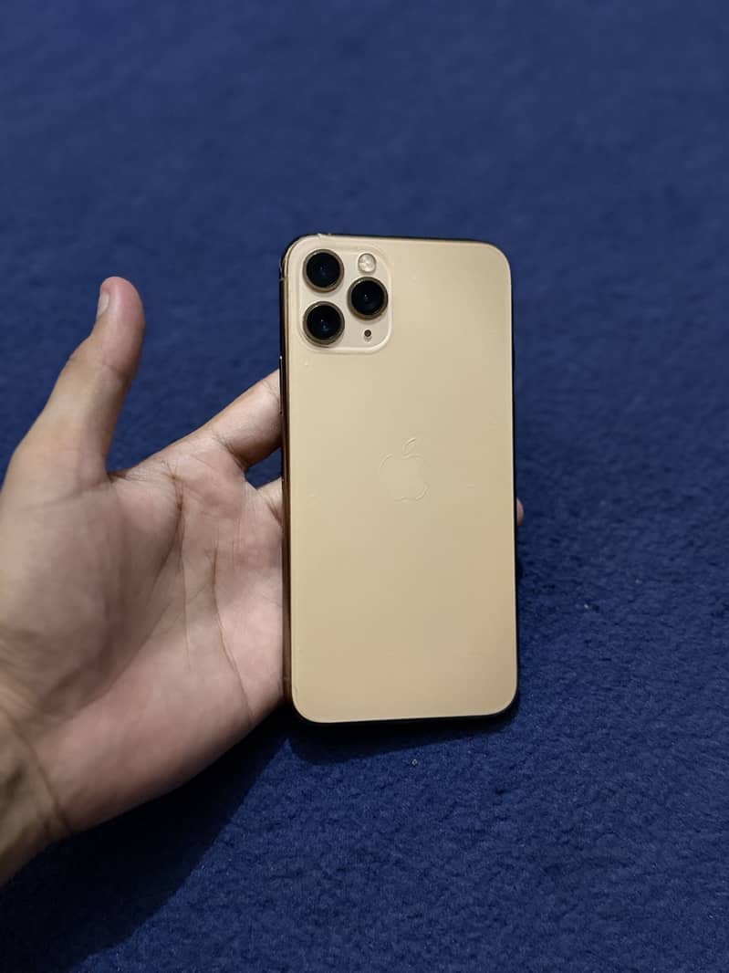 iPhone 11 Pro 0