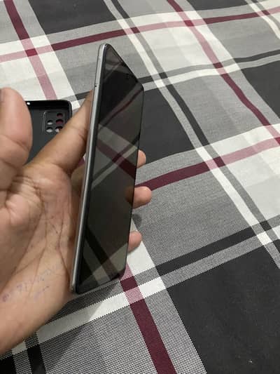 Samsung Mobile A51