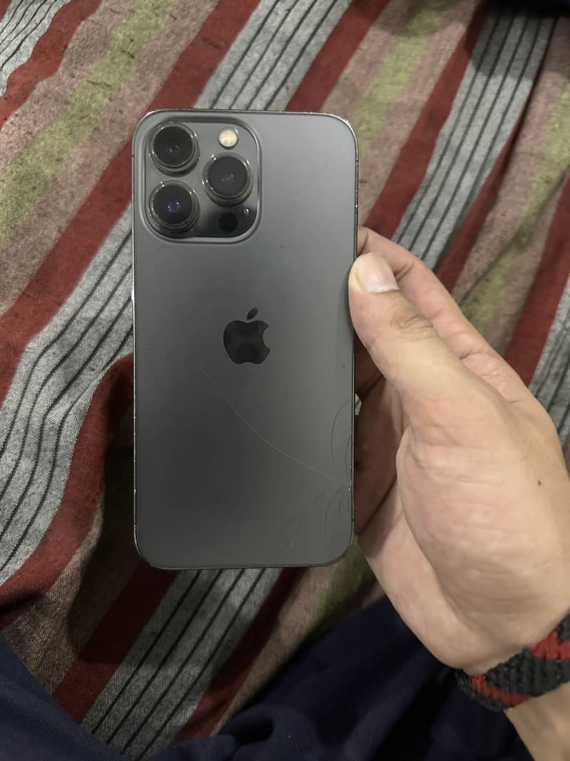 Apple iPhone 13 Pro 3