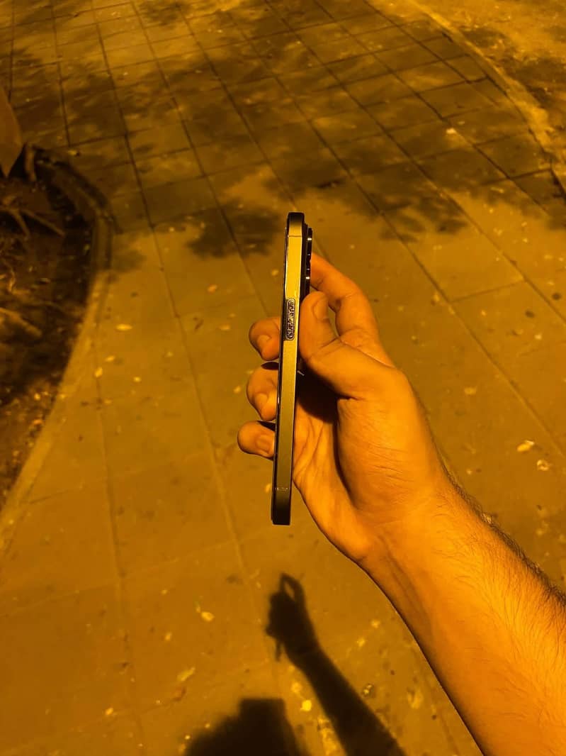 Apple iPhone 14 Pro 1