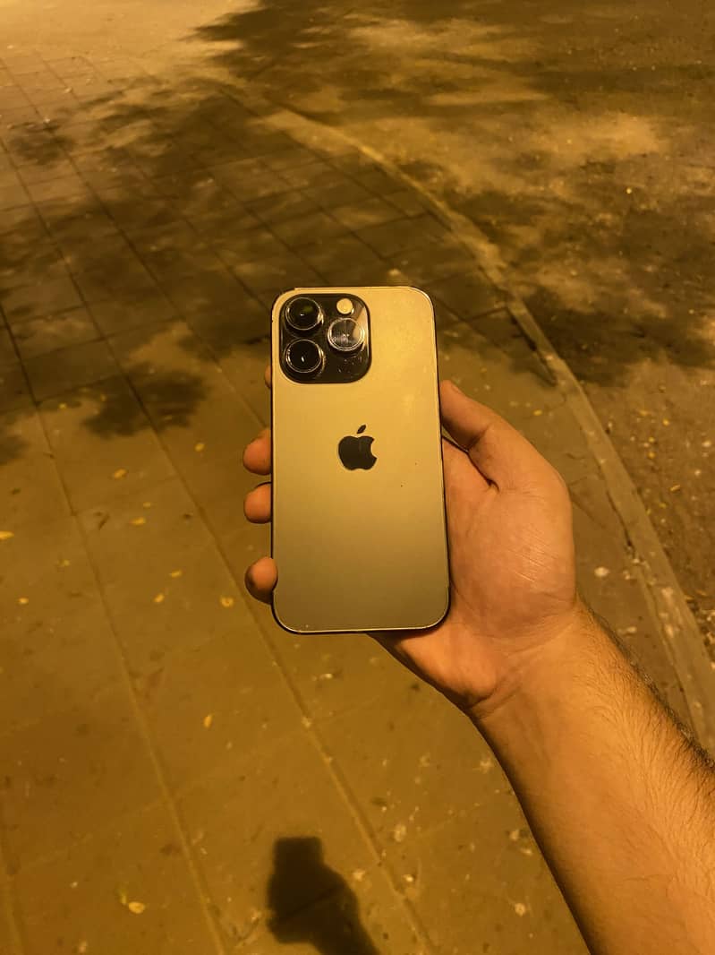 Apple iPhone 14 Pro 3