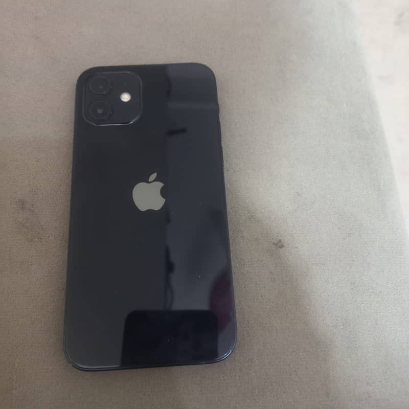 Apple iPhone 12 2