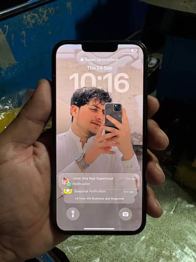 Apple iPhone 14