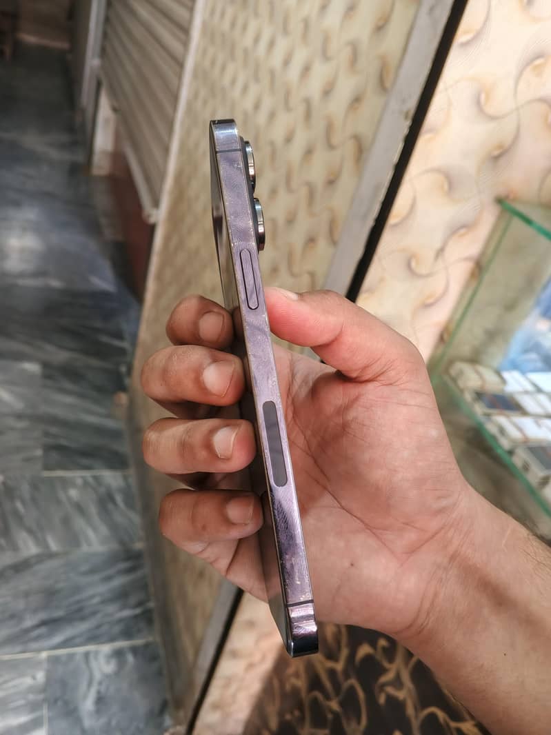 Apple iPhone 14 Pro Max 5