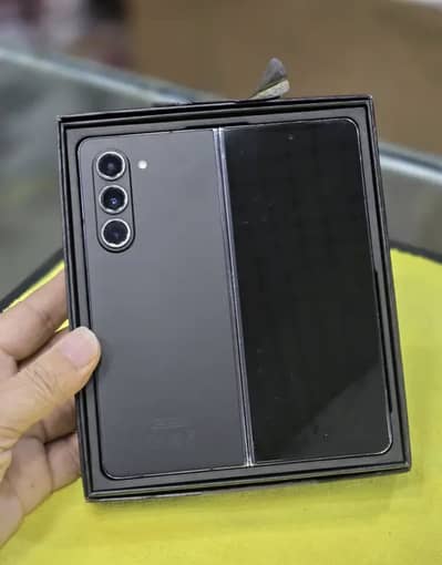 Samsung Mobile Z Fold 5 12/512 Offical PTA approved