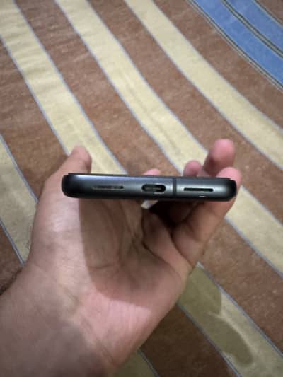 Google Pixel 8 128GB | Official PTA Approved | 10/10 | Box + Cable