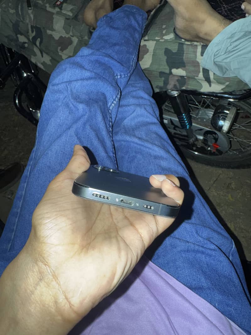 iPhone 12 Pro 2