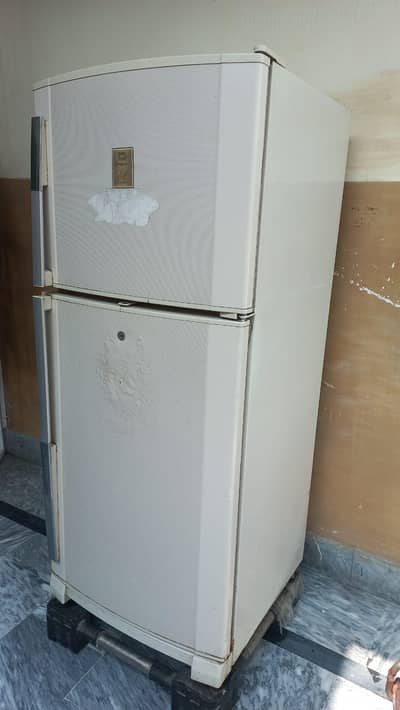 Dawlance Refrigerator for Sale – Good Working Condition