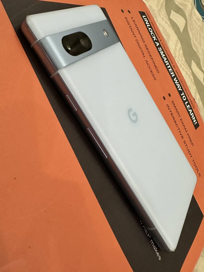 Google Pixel 7a 3