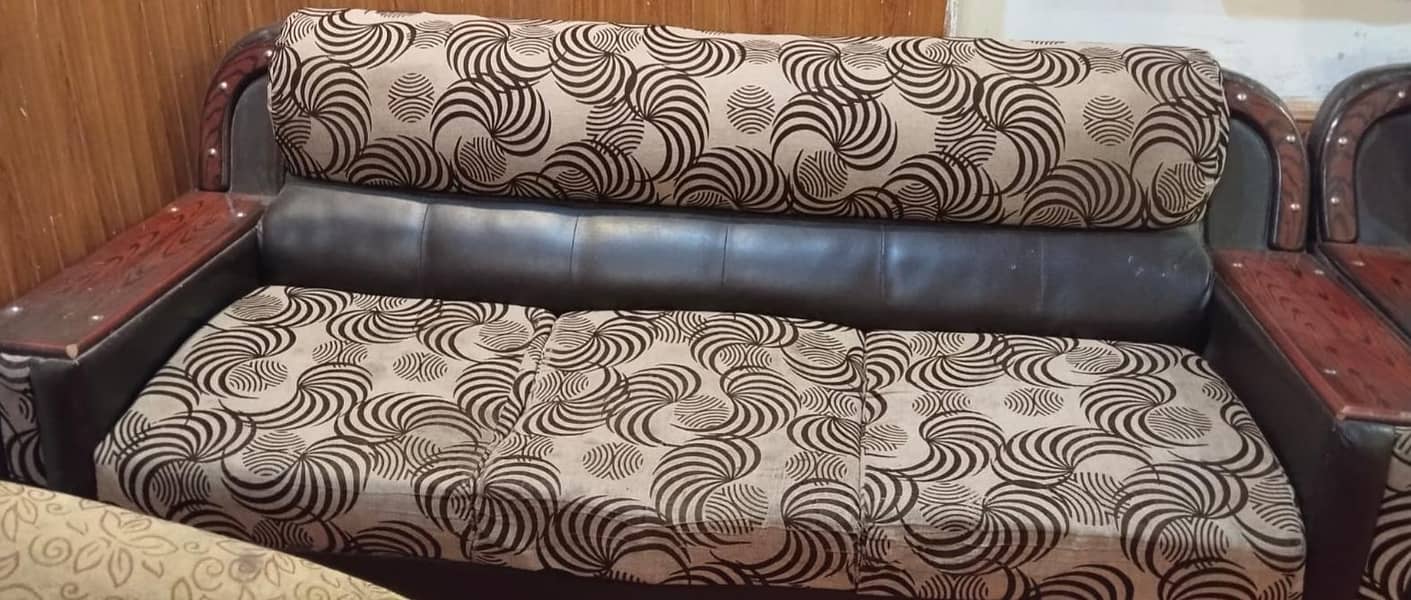 Drawing room sofa 1