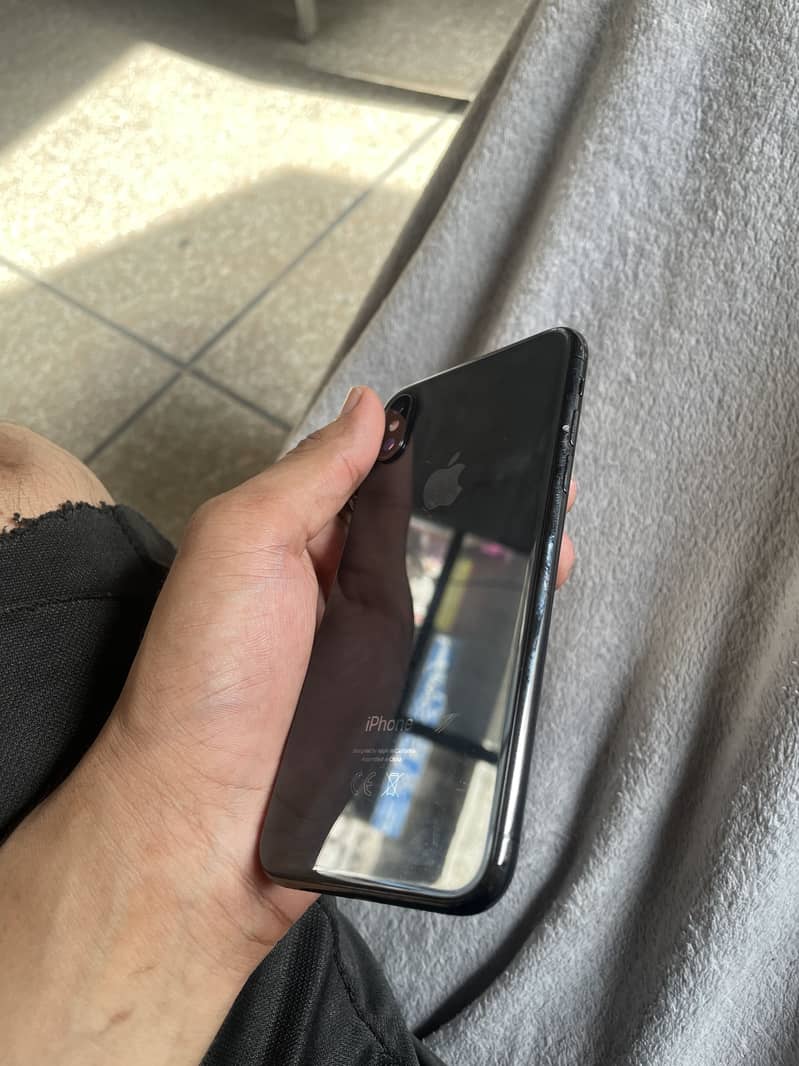 Apple iPhone 12 Pro 1