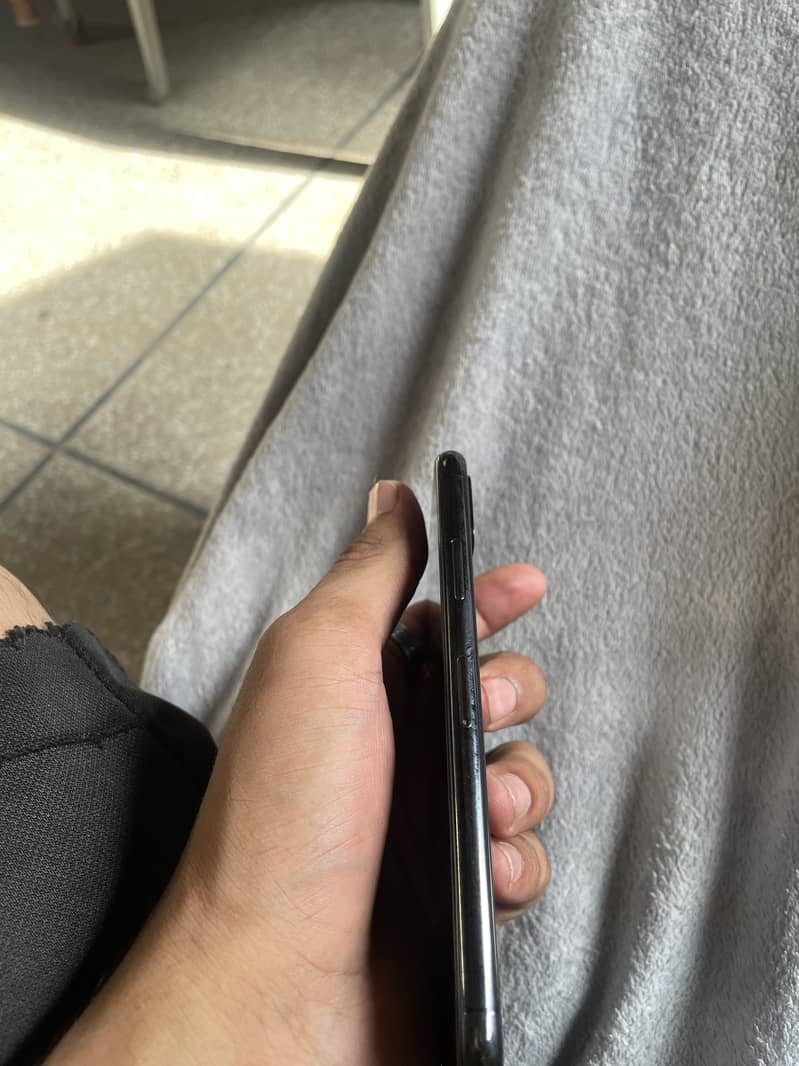 Apple iPhone 12 Pro 2