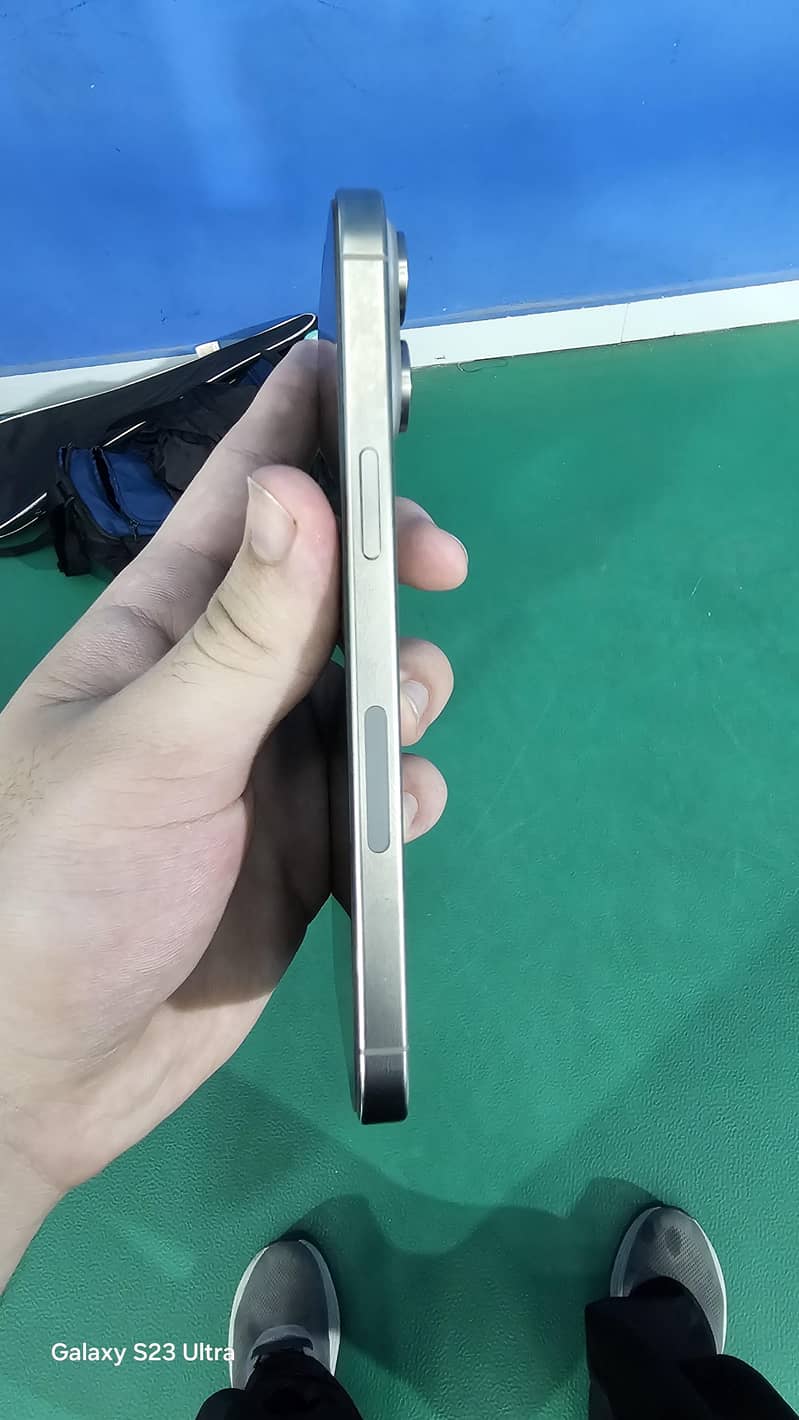 Apple iPhone 15 Pro Max 1