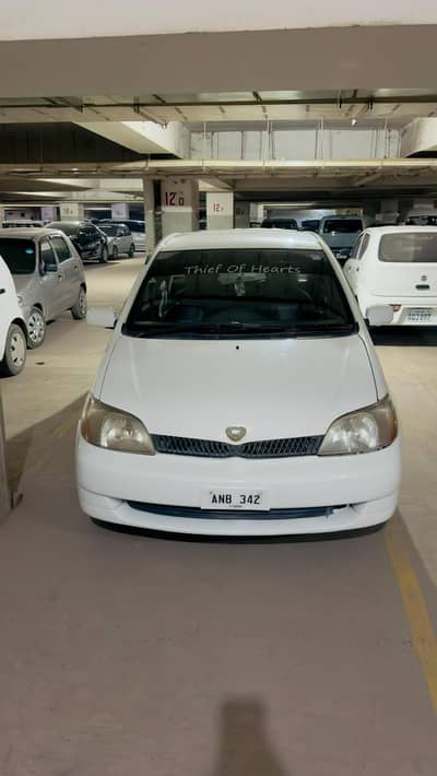 Toyota Platz 2002