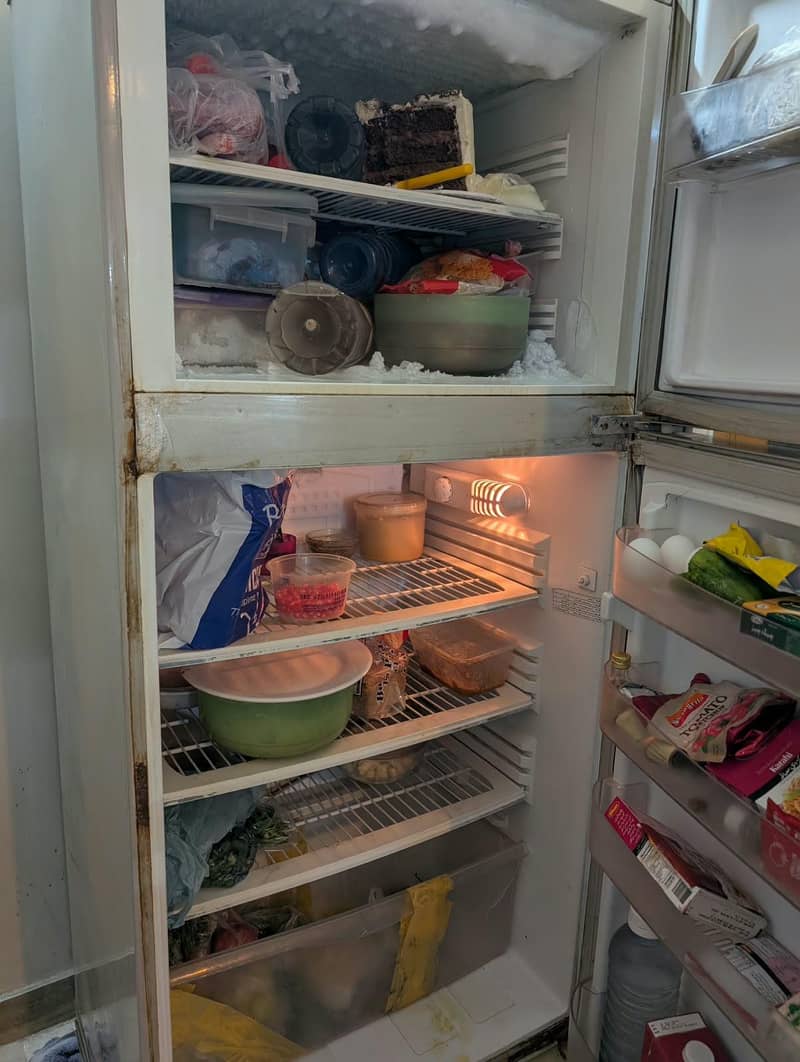Refrigerator 1