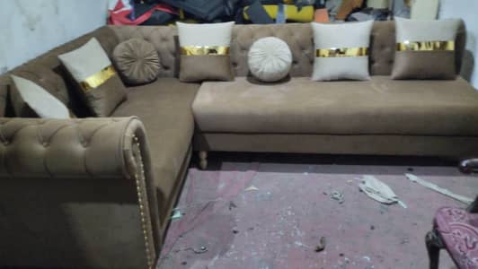Chester L shave Corner sofa with Molty Foam