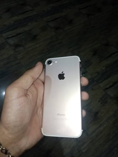 Apple iPhone 7