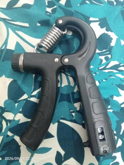 Hand Gripper – Adjustable Resistance | Hand & Forearm Strengthener