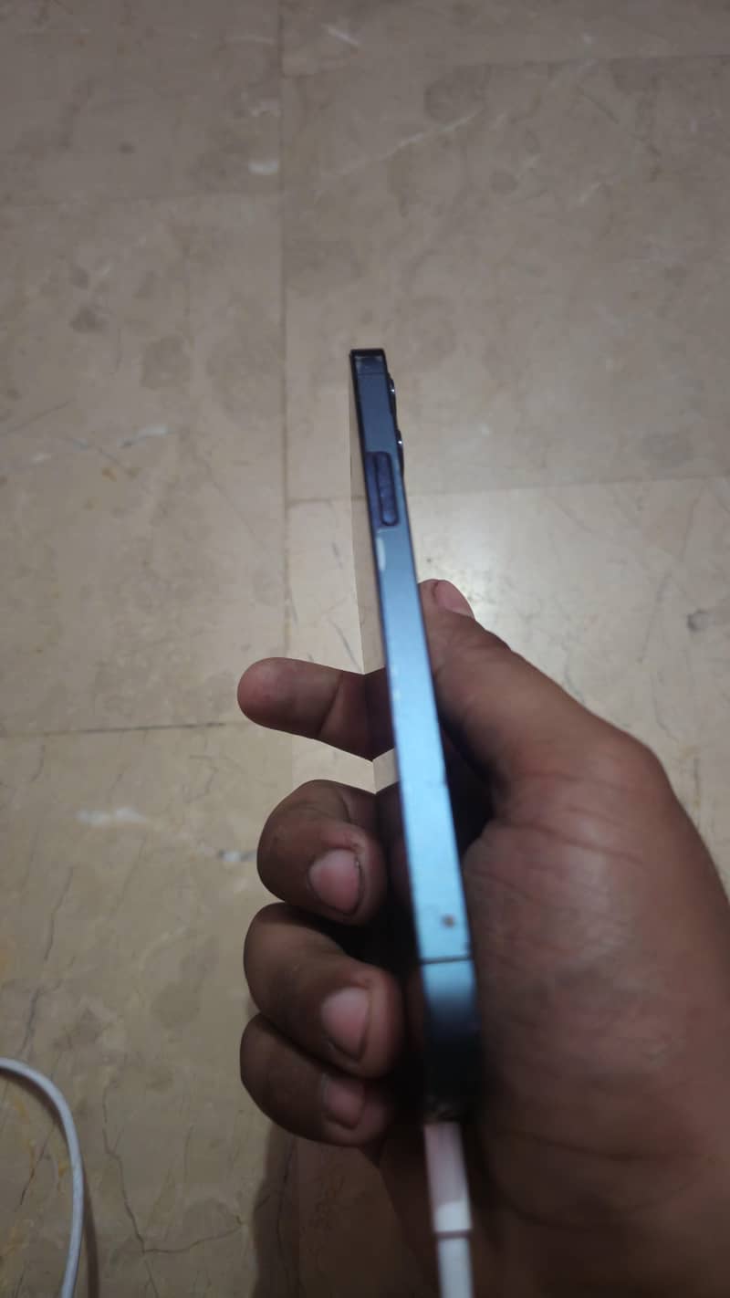 Apple iPhone 12 Pro 1