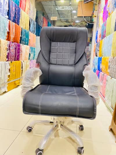 Revolving chair