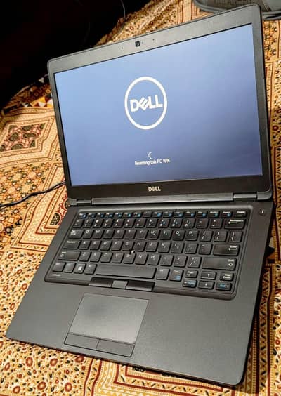 i5, 7th, 8/512 gb SSD, 2 gb graphics card