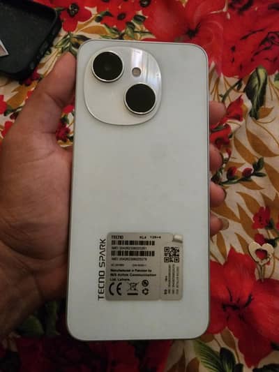 Tecno Spark Go 1