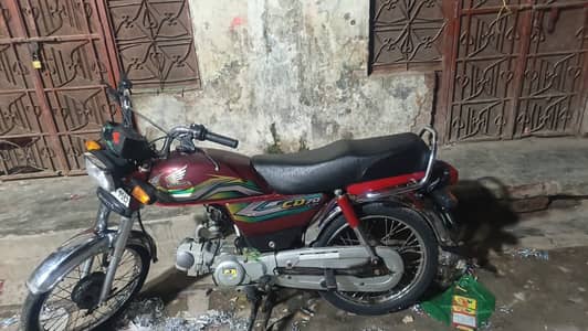 Call me on whasapp model Buying in 2022 so its 2022 model consider