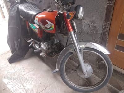Honda CD70 Model 2013 registered 2017