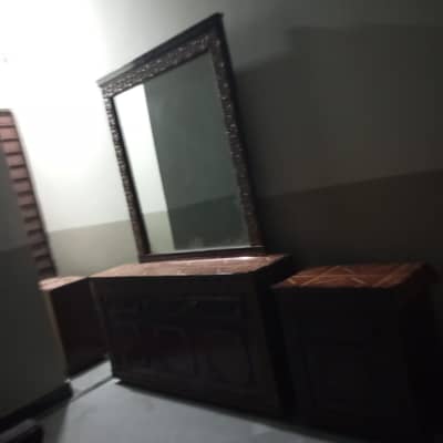 dressing table